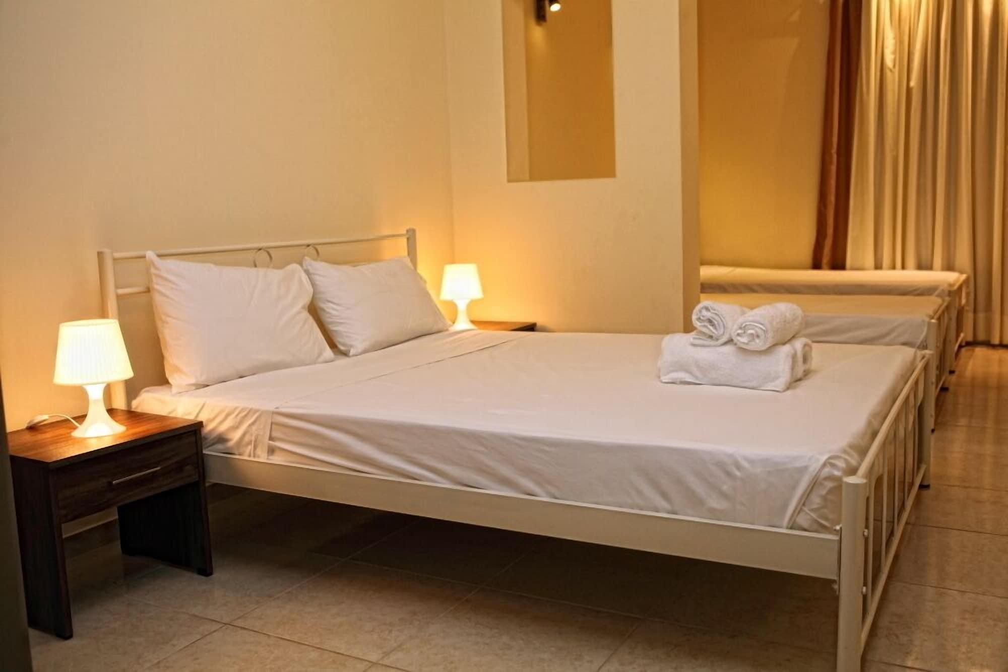 Niriides Beach Hotel Rethymno Zimmer foto