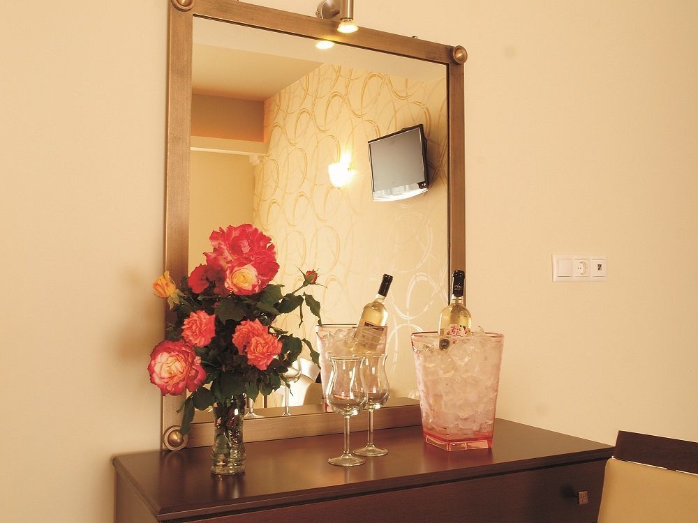 Niriides Beach Hotel Rethymno Zimmer foto